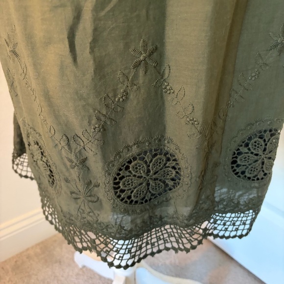 Indigo Rose Olive Crochet Midi Dress – Size M - Picture 4 of 10